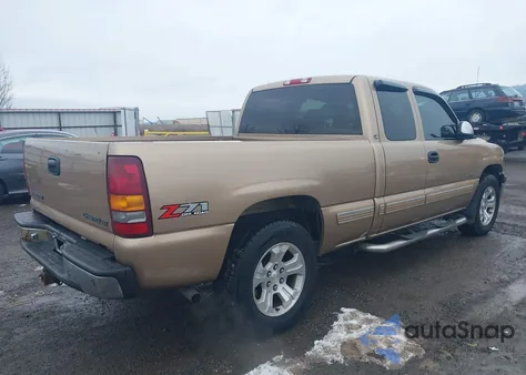2001 Chevrolet Silverado 1500 Ls z USA, uszkodzony, nr VIN 1GCEK19T61E120702